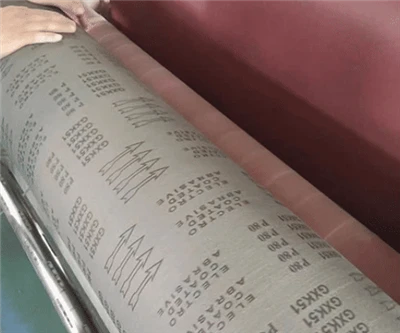 Welche Beiträge leistet das hintere Basismaterial von GXK51 Roll zu seiner Fl...